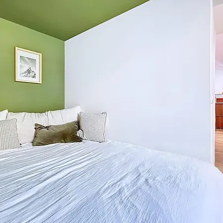 Apartment Charming Flat Near Saint-germain-des-pres