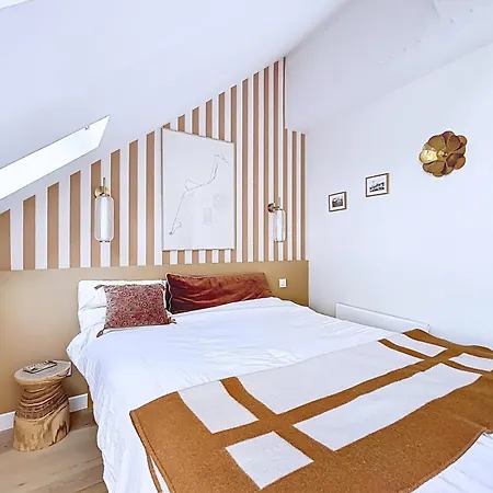 Apartment Charming Flat Near Saint-germain-des-pres Paris